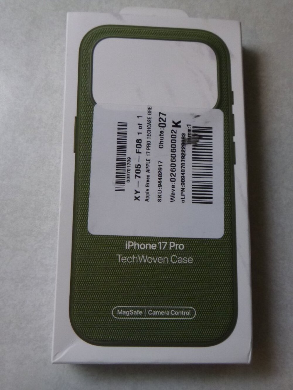 iPhone 17Pro tech/woven case
